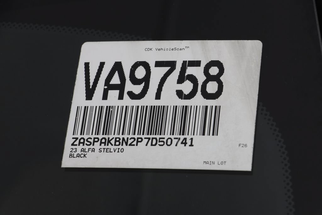 Used 2023 Alfa Romeo Stelvio Ti AWD/4WD image 26
