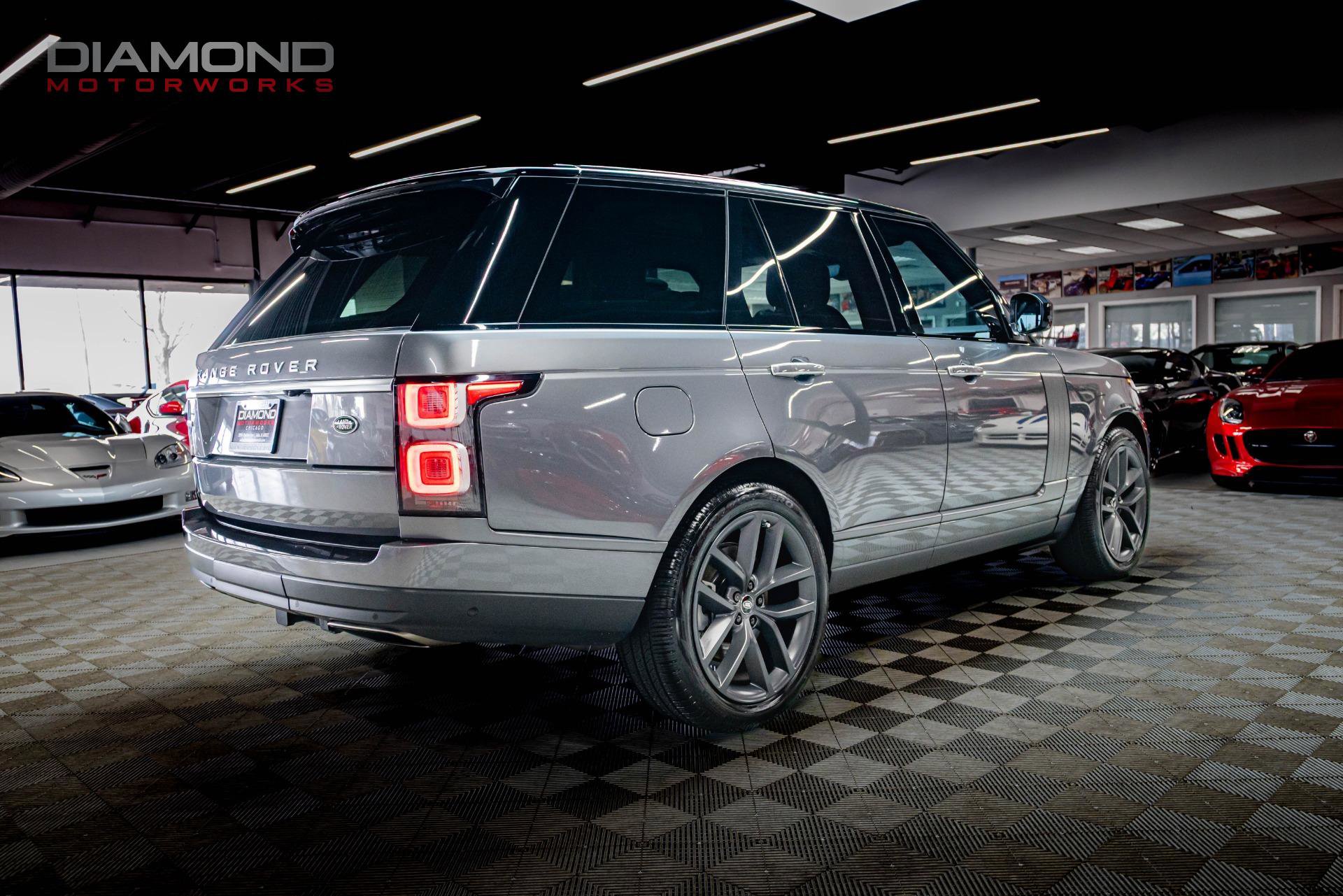 Used 2019 Land Rover Range Rover Autobiography image 2