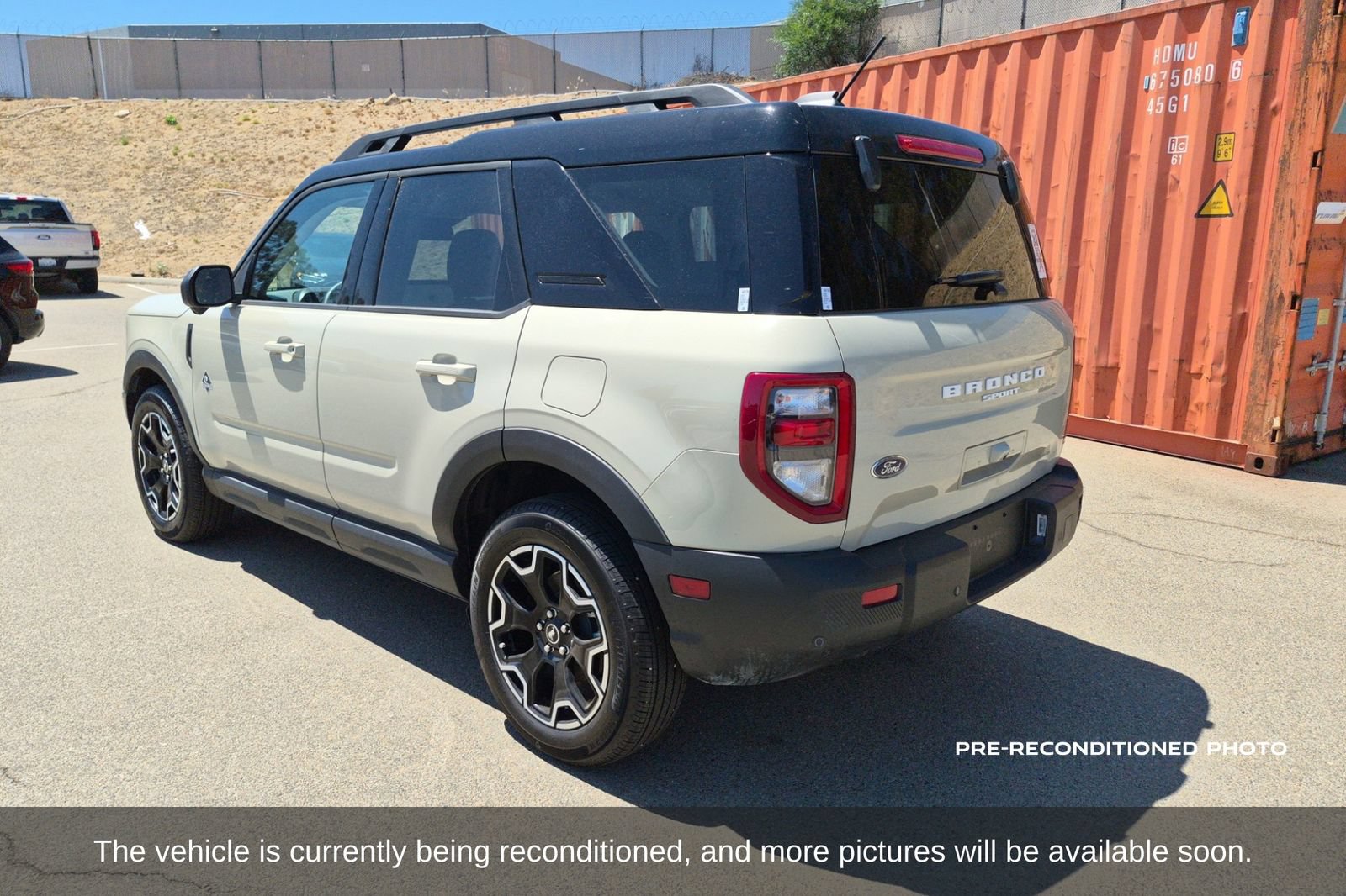 Used 2025 Ford Bronco Sport Outer Banks w/ Outer Banks Tech Package+ AWD/4WD image 8