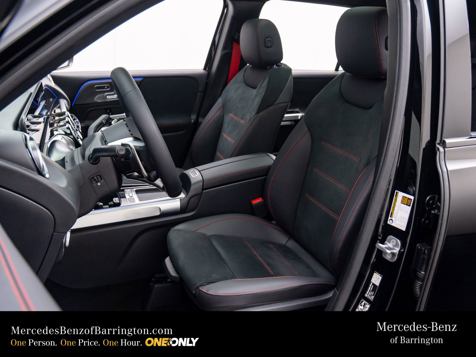 New 2026 Mercedes-Benz GLB 35 AMG 4MATIC image 18