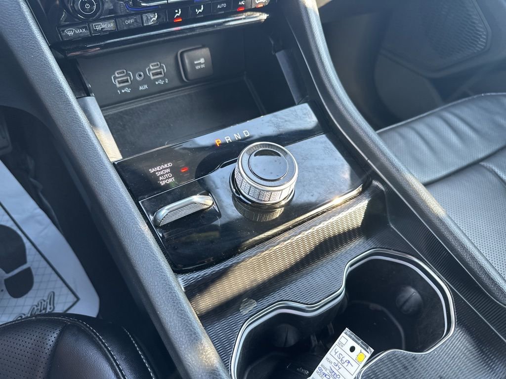 Used 2024 Jeep Grand Cherokee L Limited w/ Luxury Tech Group II image 24