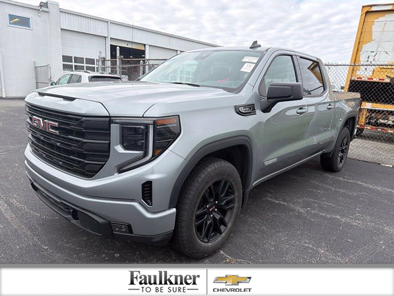 Certified 2024 GMC Sierra 1500 Elevation AWD/4WD image 1