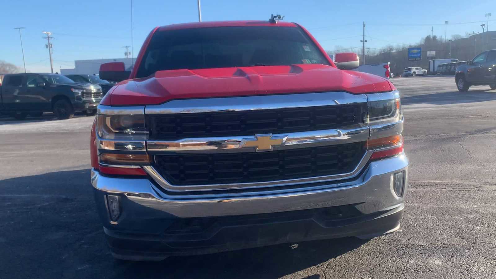 Used 2018 Chevrolet Silverado 1500 LT w/ All Star Edition image 3