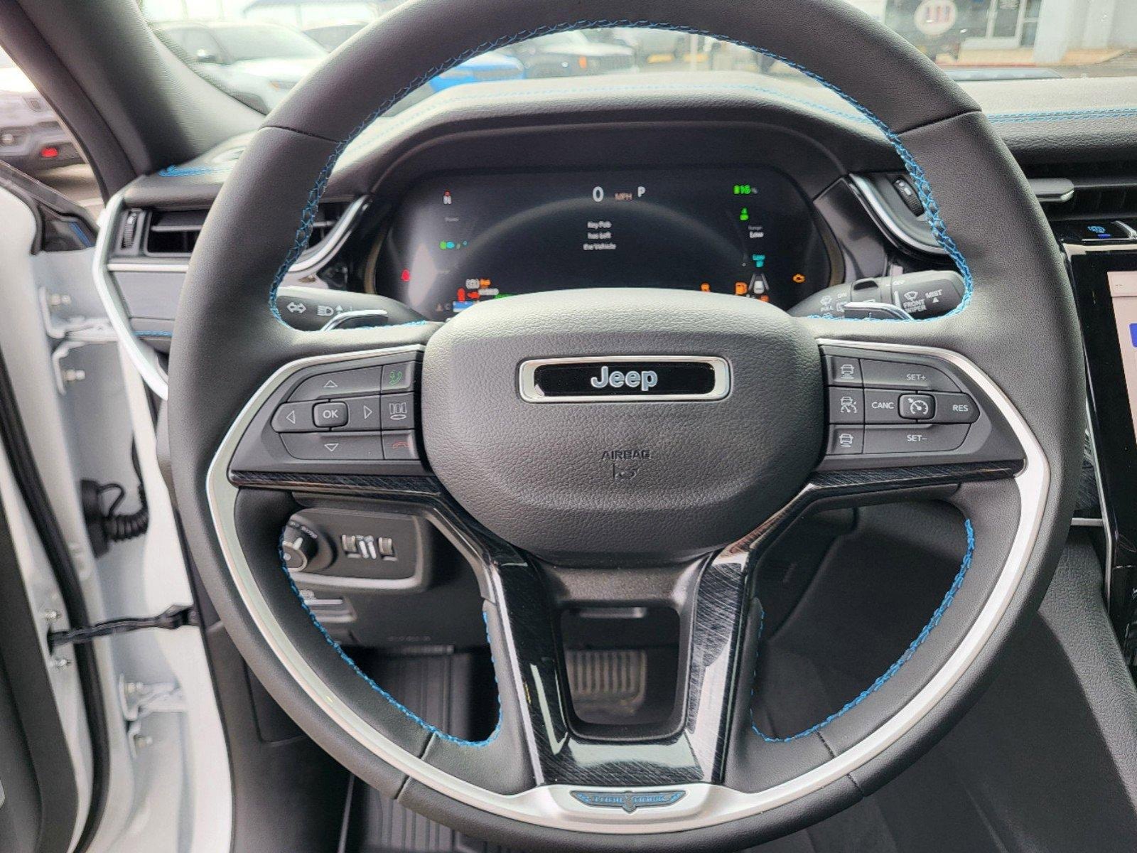 New 2024 Jeep Grand Cherokee Trailhawk AWD/4WD image 10