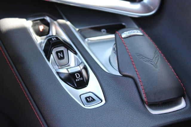 Used 2021 Chevrolet Corvette Stingray Convertible w/ Z51 Performance Package RWD image 15