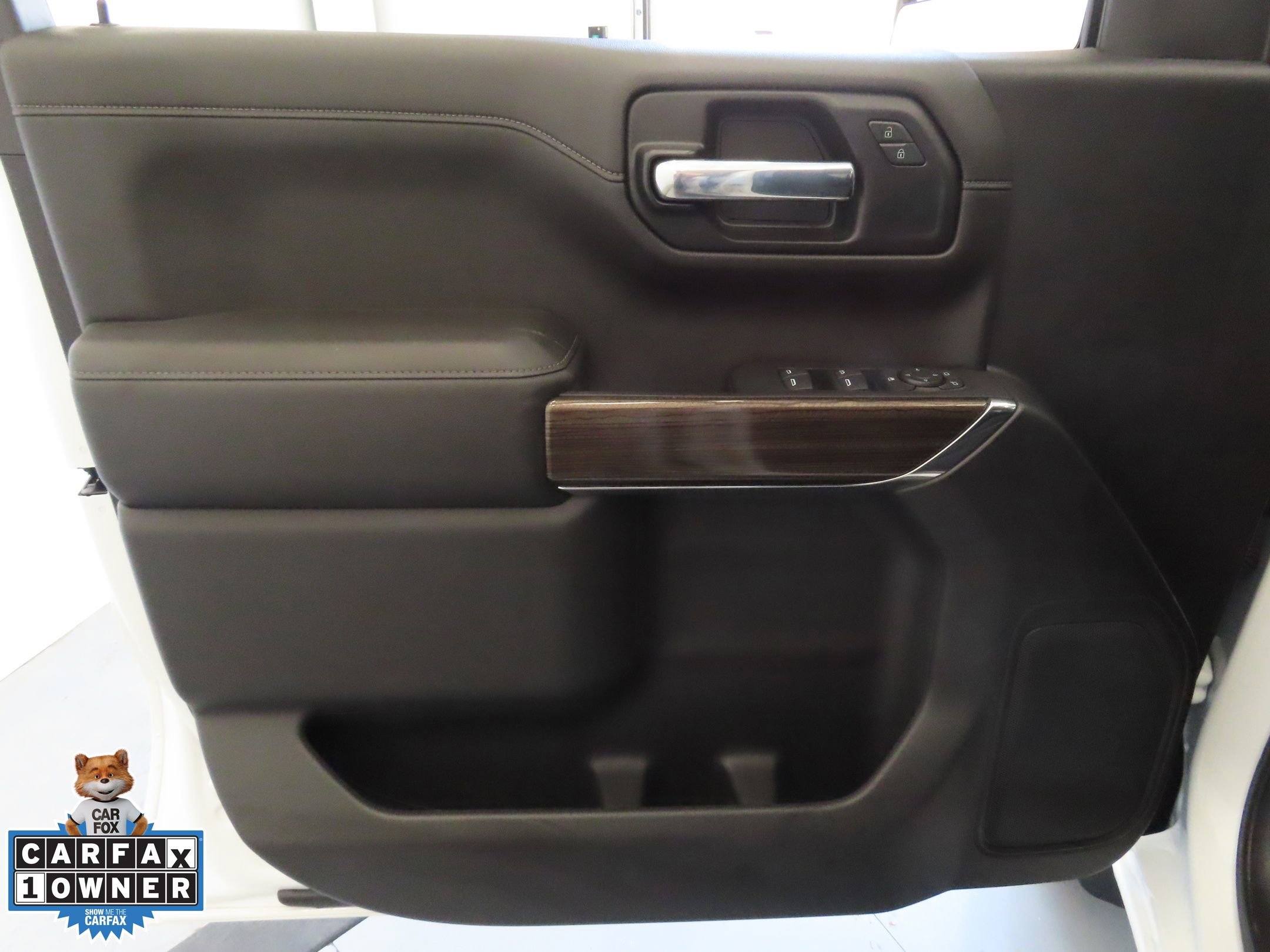 Used 2021 Chevrolet Silverado 1500 LT Trail Boss w/ Bed Protection Package image 10