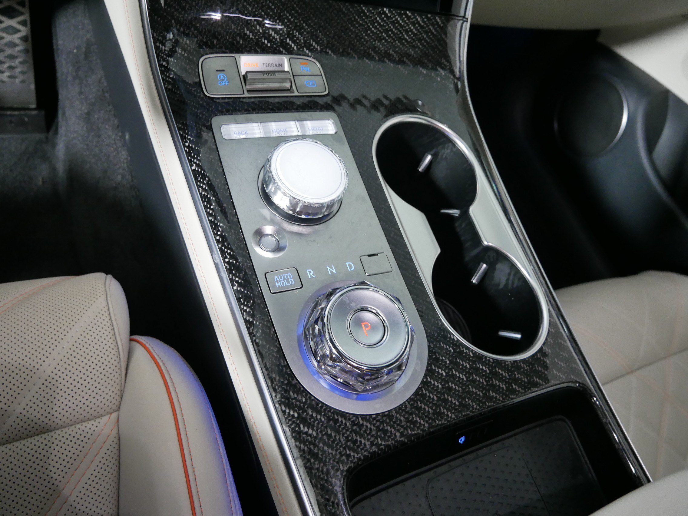 Certified 2026 Genesis GV70 3.5T Sport Prestige AWD/4WD image 24