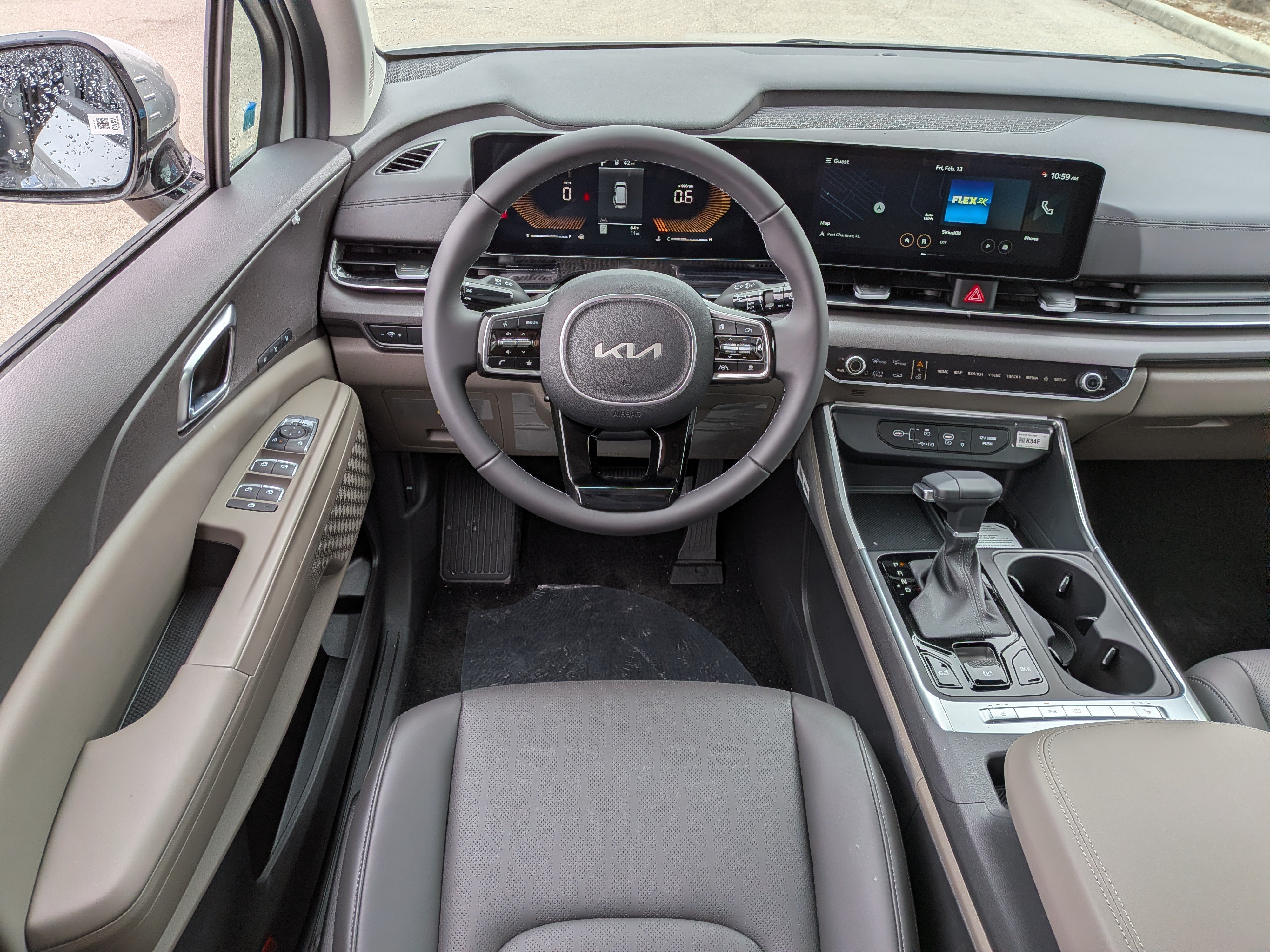 New 2026 Kia Carnival EX FWD image 22