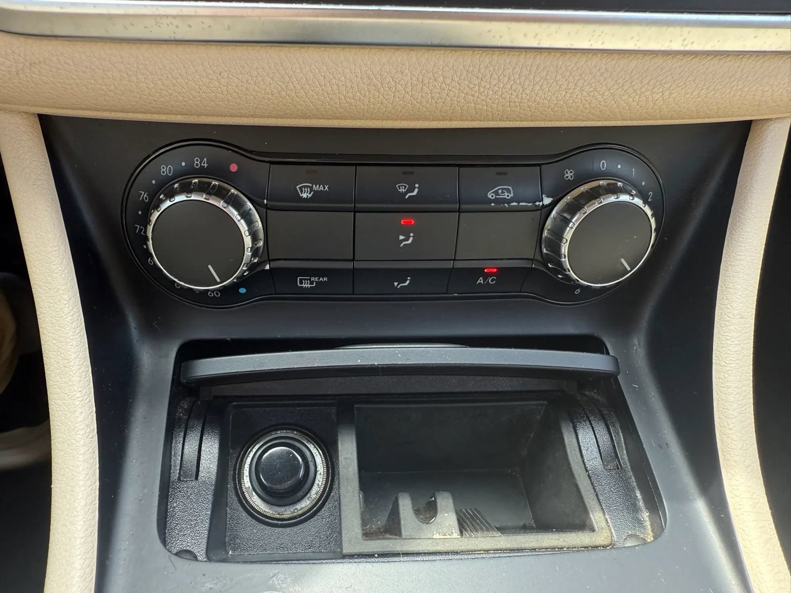 Used 2014 Mercedes-Benz CLA 250 w/ Sport Package image 26