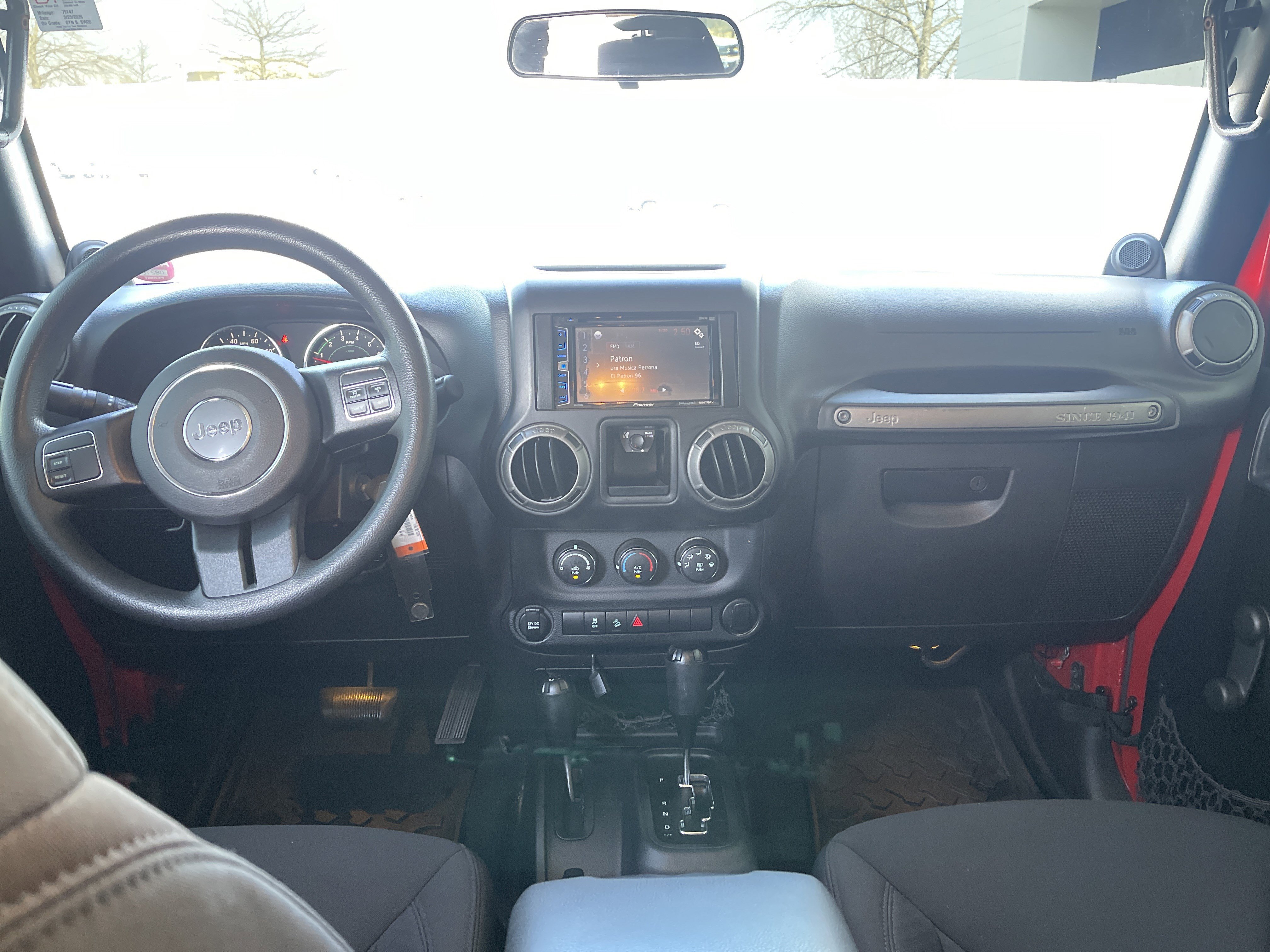 Used 2014 Jeep Wrangler Unlimited Sport image 29