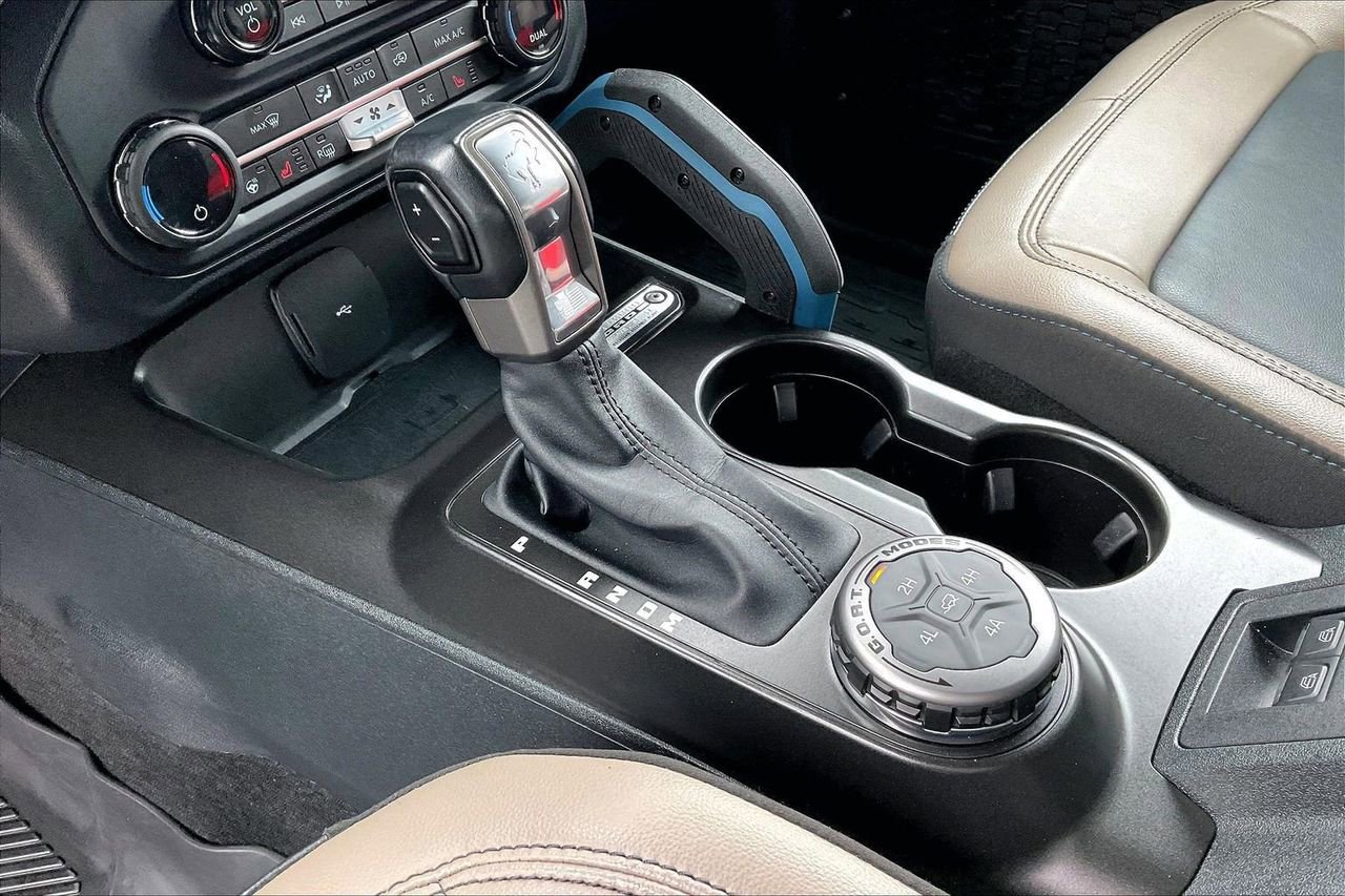 Used 2023 Ford Bronco Wildtrak image 31