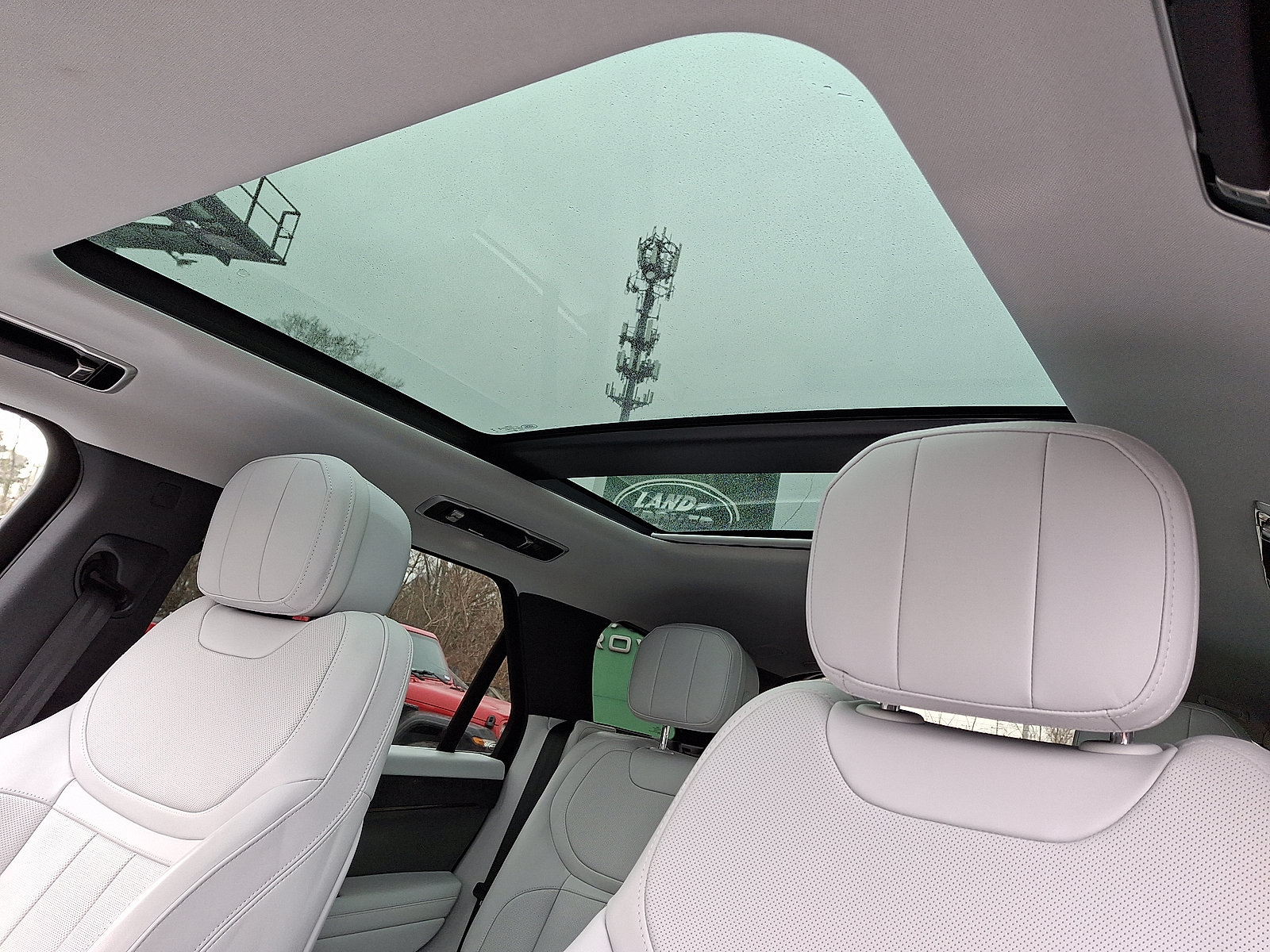 Used 2023 Land Rover Range Rover Sport SE image 12