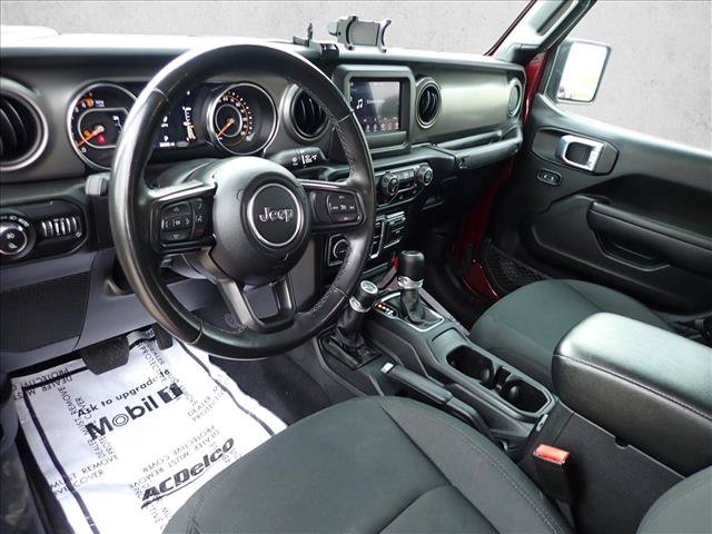 Used 2022 Jeep Gladiator Sport AWD/4WD image 9