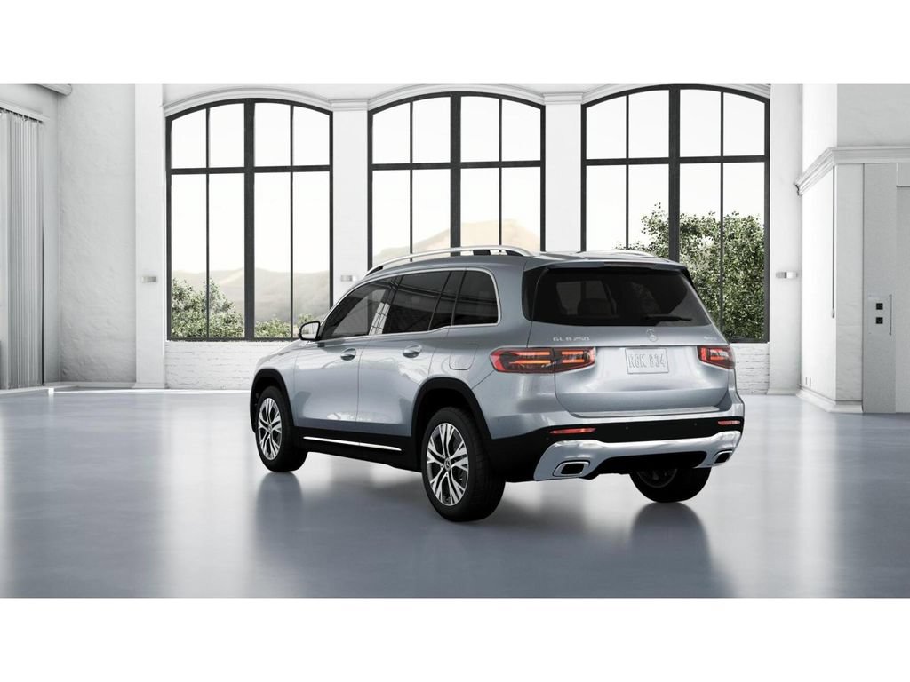 Used 2026 Mercedes-Benz GLB 250 4MATIC image 28