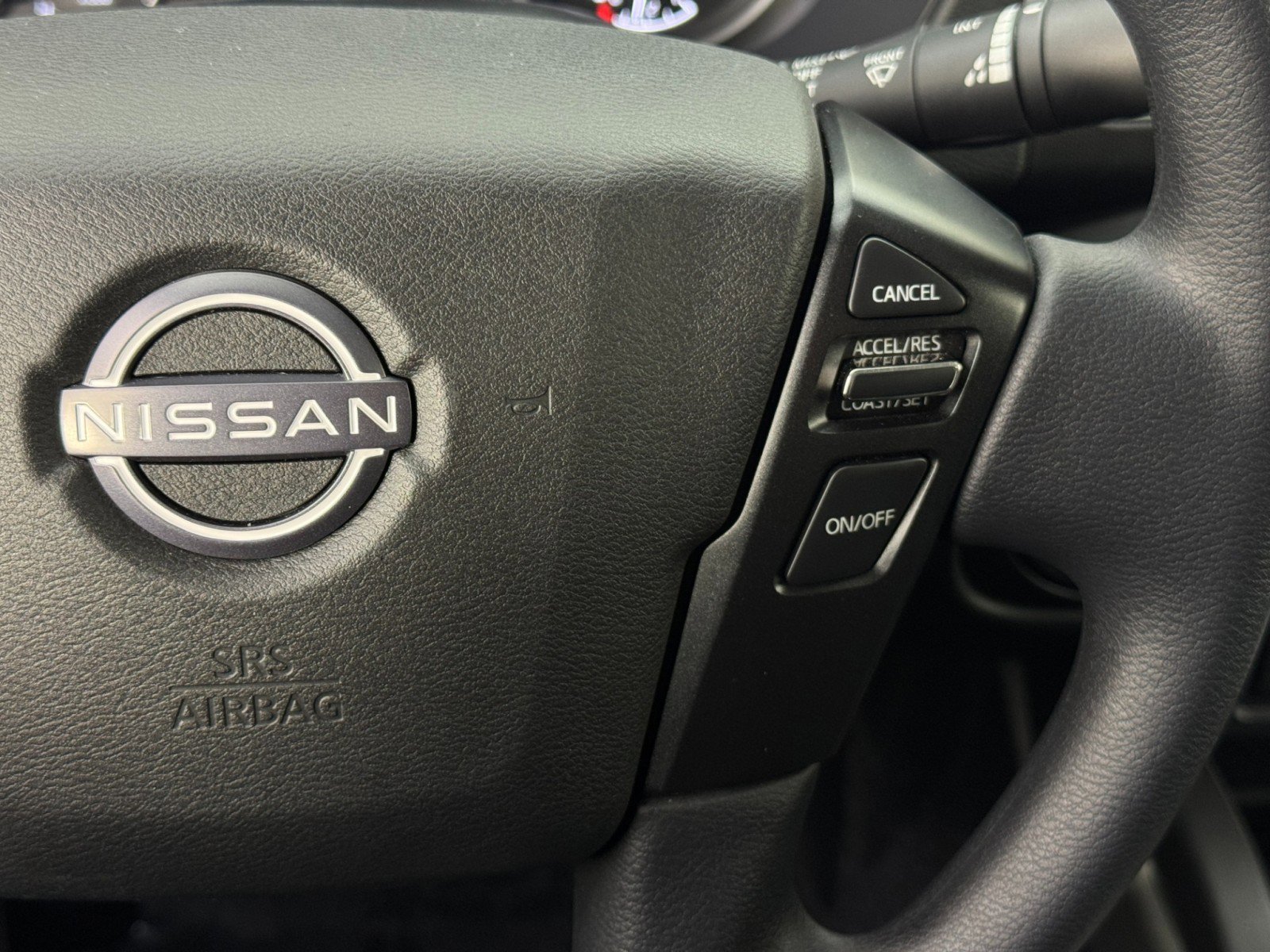 Used 2022 Nissan Frontier SV image 19