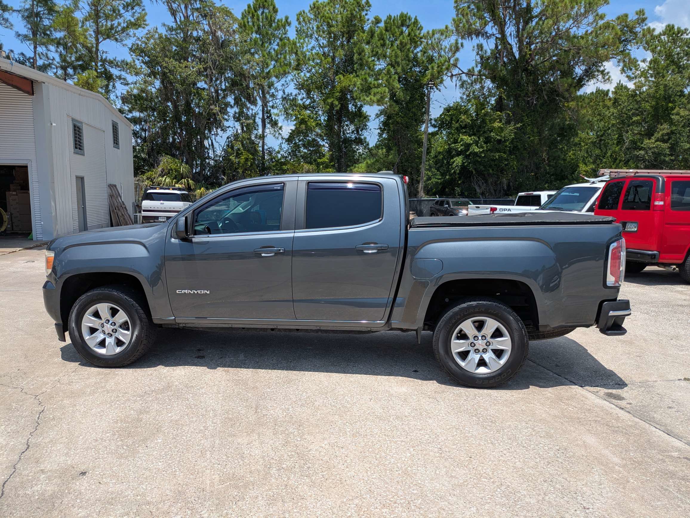 Certified 2016 GMC Canyon SLE w/ SLE Convenience Package RWD image 24