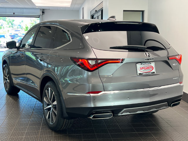 Certified 2026 Acura MDX w/ Technology Package AWD/4WD image 2