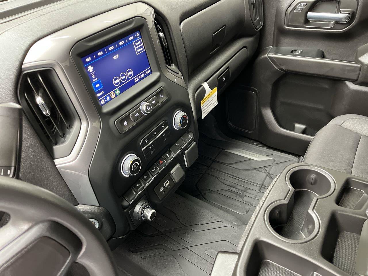 Certified 2024 Chevrolet Silverado 1500 Custom Trail Boss w/ Turbomax Blackout Package AWD/4WD image 18