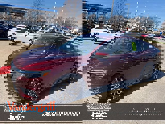 Used 2019 Honda Insight Touring image 1