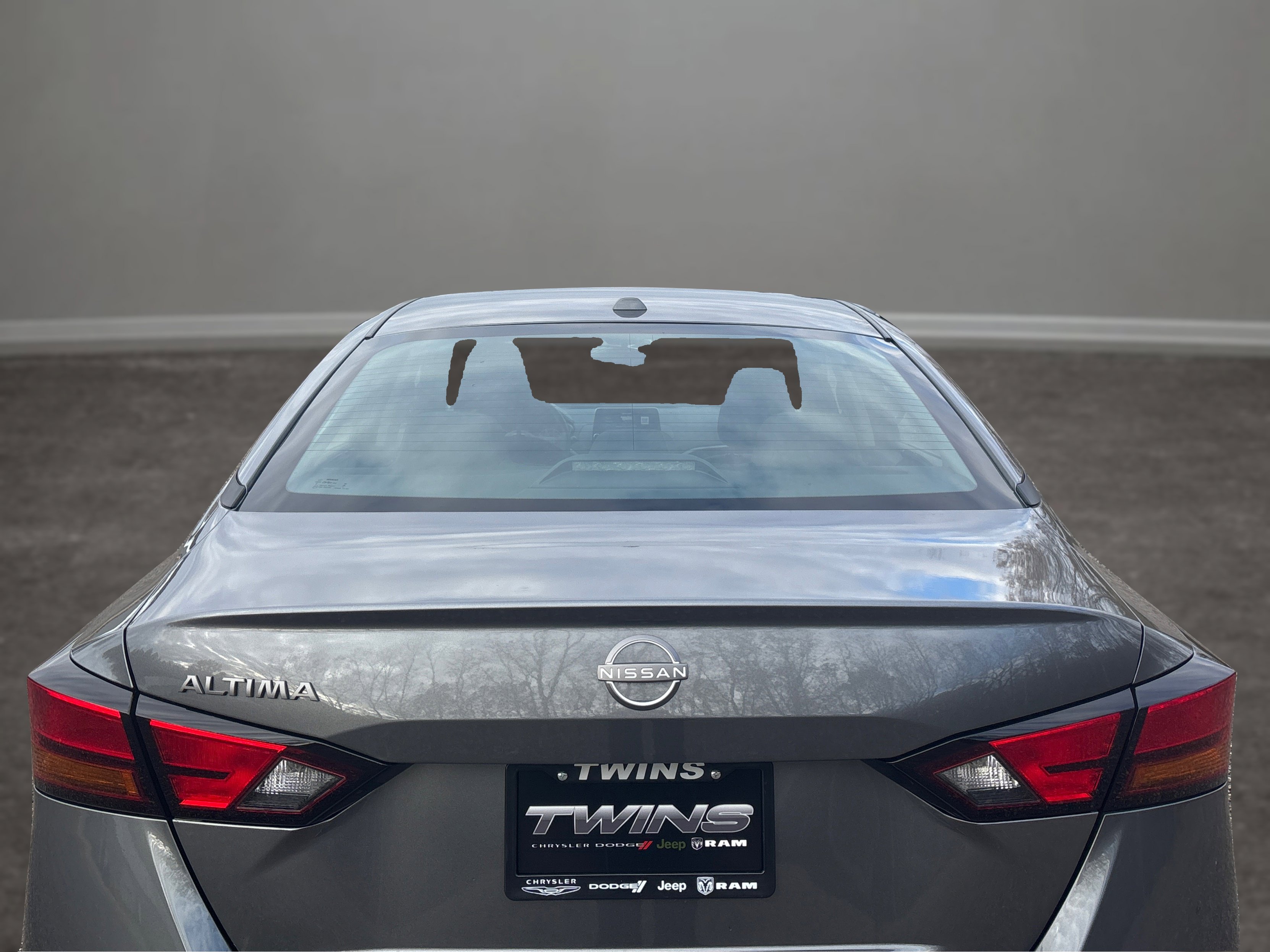 Used 2025 Nissan Altima 2.5 S image 30