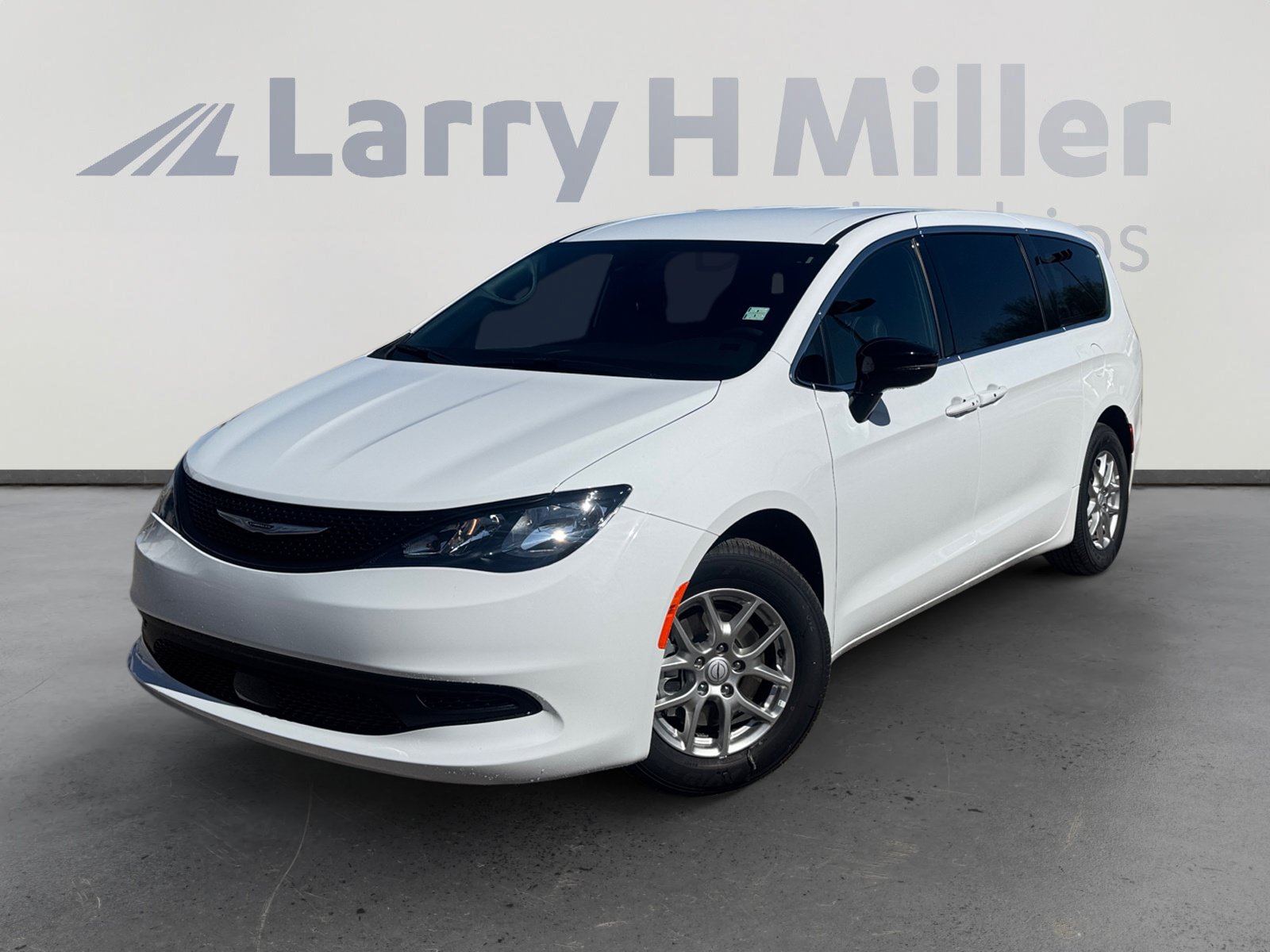 New 2026 Chrysler Voyager LX