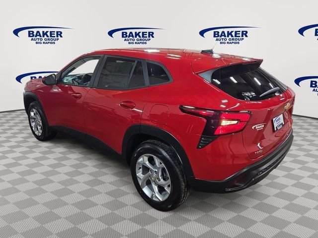 New 2026 Chevrolet Trax LS w/ LS Convenience Package FWD image 3