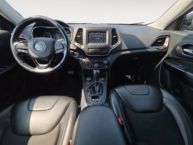 Used 2020 Jeep Cherokee Latitude Plus AWD/4WD image 10