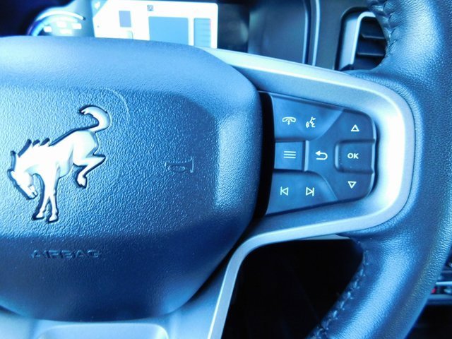 Used 2023 Ford Bronco Wildtrak image 29