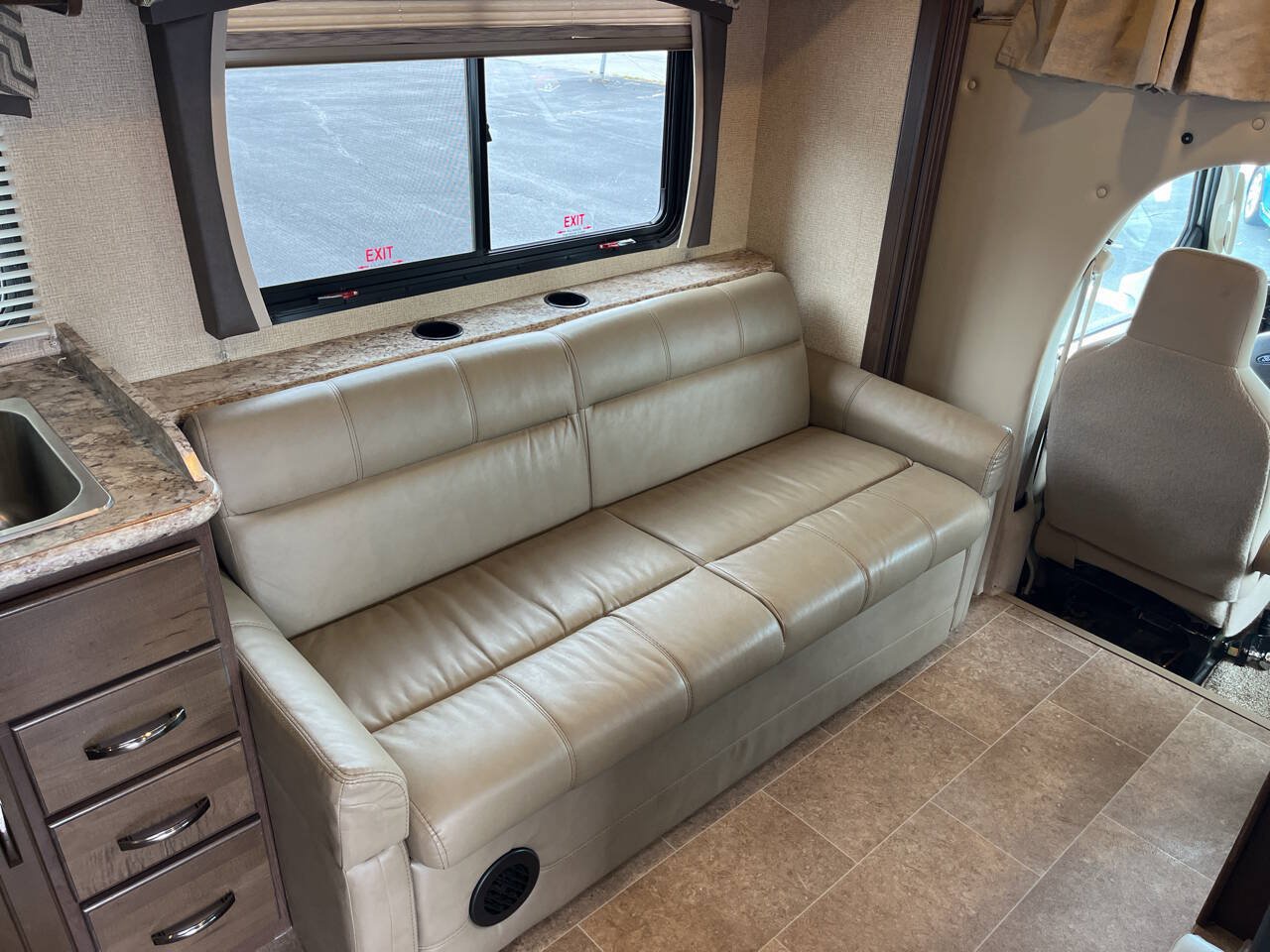 Used 2018 Ford E-450 and Econoline 450 Super Duty w/ Motorhome Prep Package RWD image 10