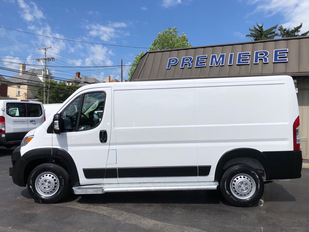 Used 2025 RAM ProMaster 2500 w/ U-Haul Equipment Group FWD image 3