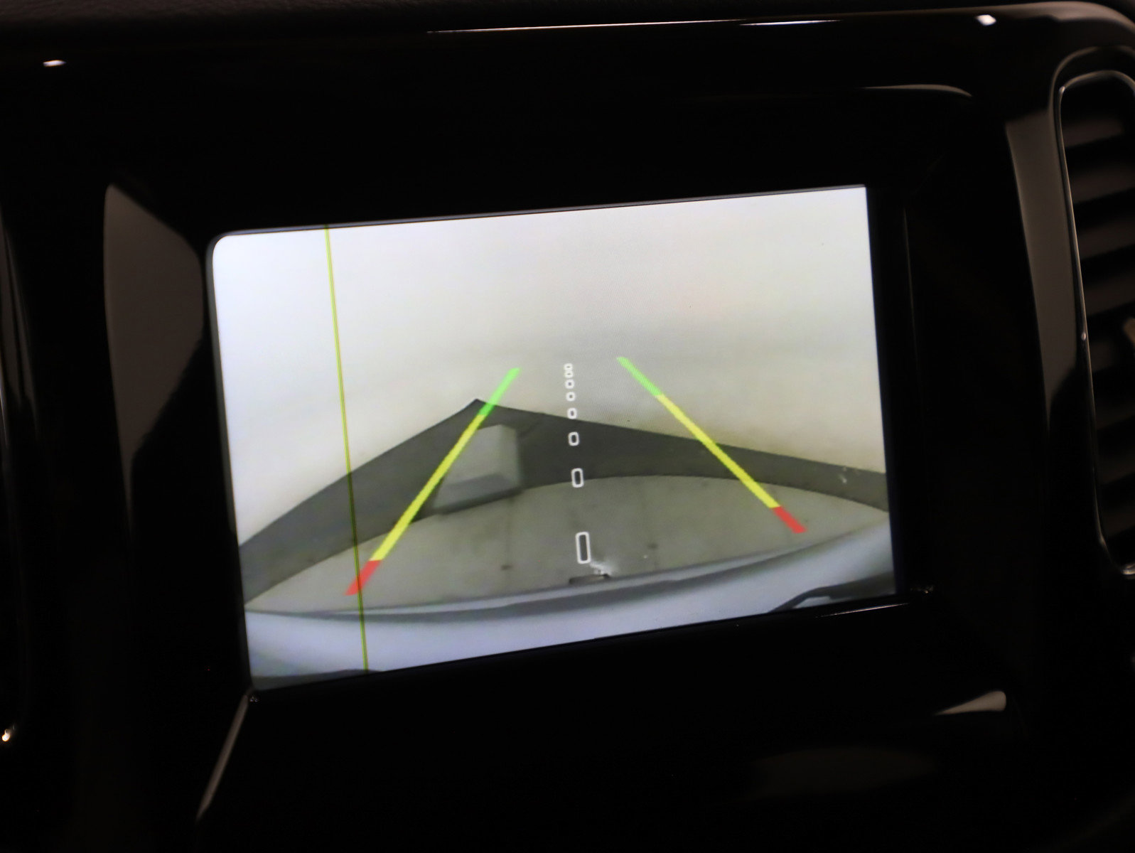 Used 2021 Jeep Compass Latitude image 31