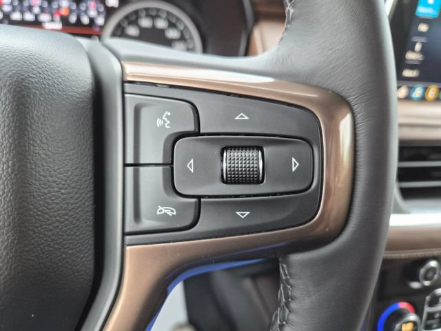 Used 2021 Chevrolet Suburban High Country w/ Premium Package AWD/4WD image 23