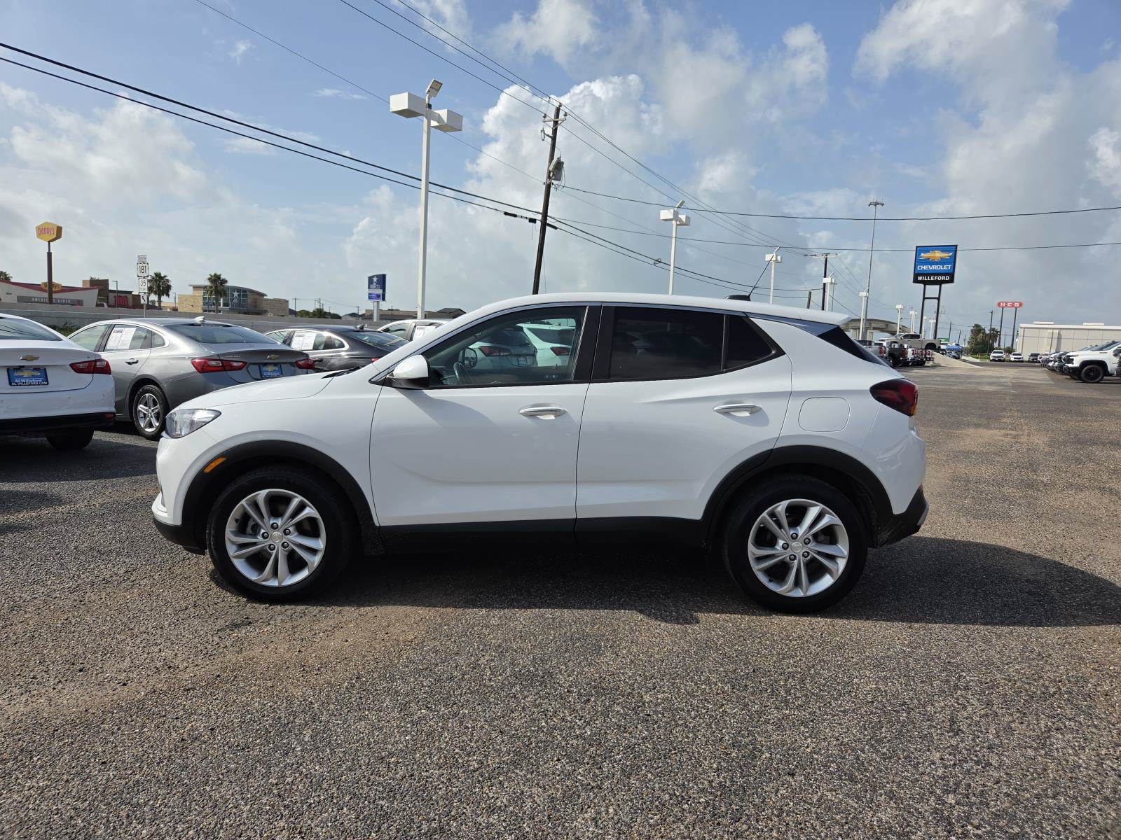 Used 2020 Buick Encore GX Preferred FWD image 2