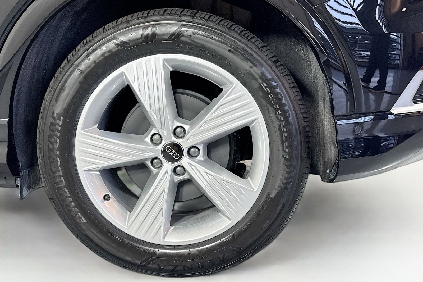 New 2026 Audi Q4 e-tron Premium Plus image 29