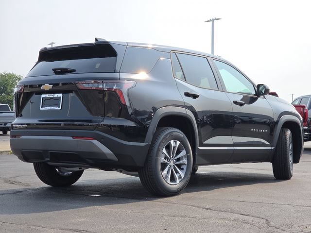 New 2026 Chevrolet Equinox LT w/ Convenience Package II AWD/4WD image 17