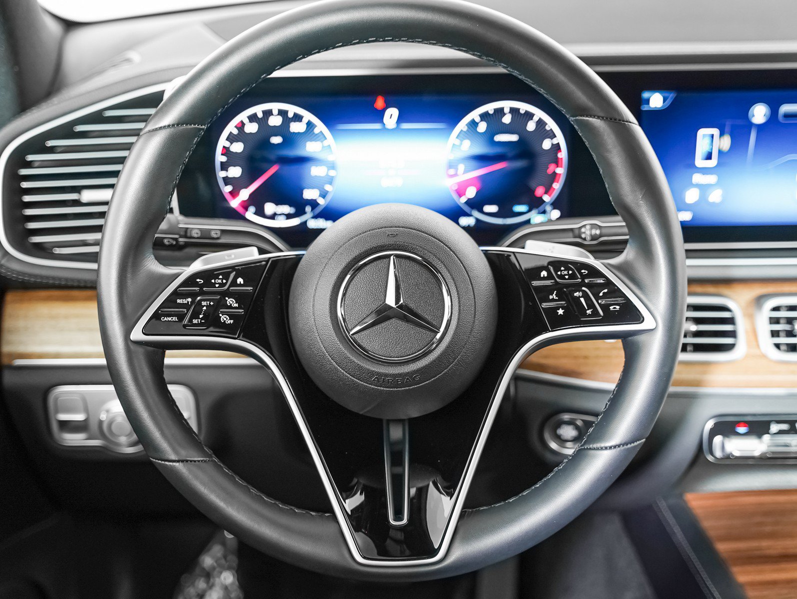 Certified 2026 Mercedes-Benz GLE 350 4MATIC image 16