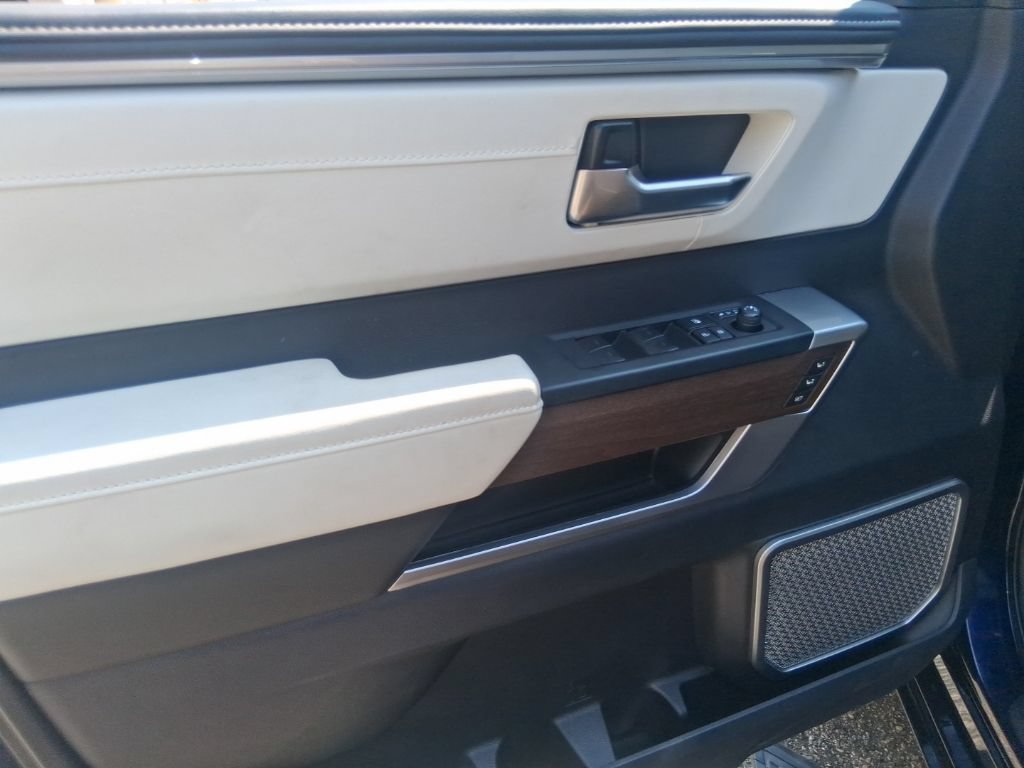 Used 2024 Toyota Tundra Capstone AWD/4WD image 9