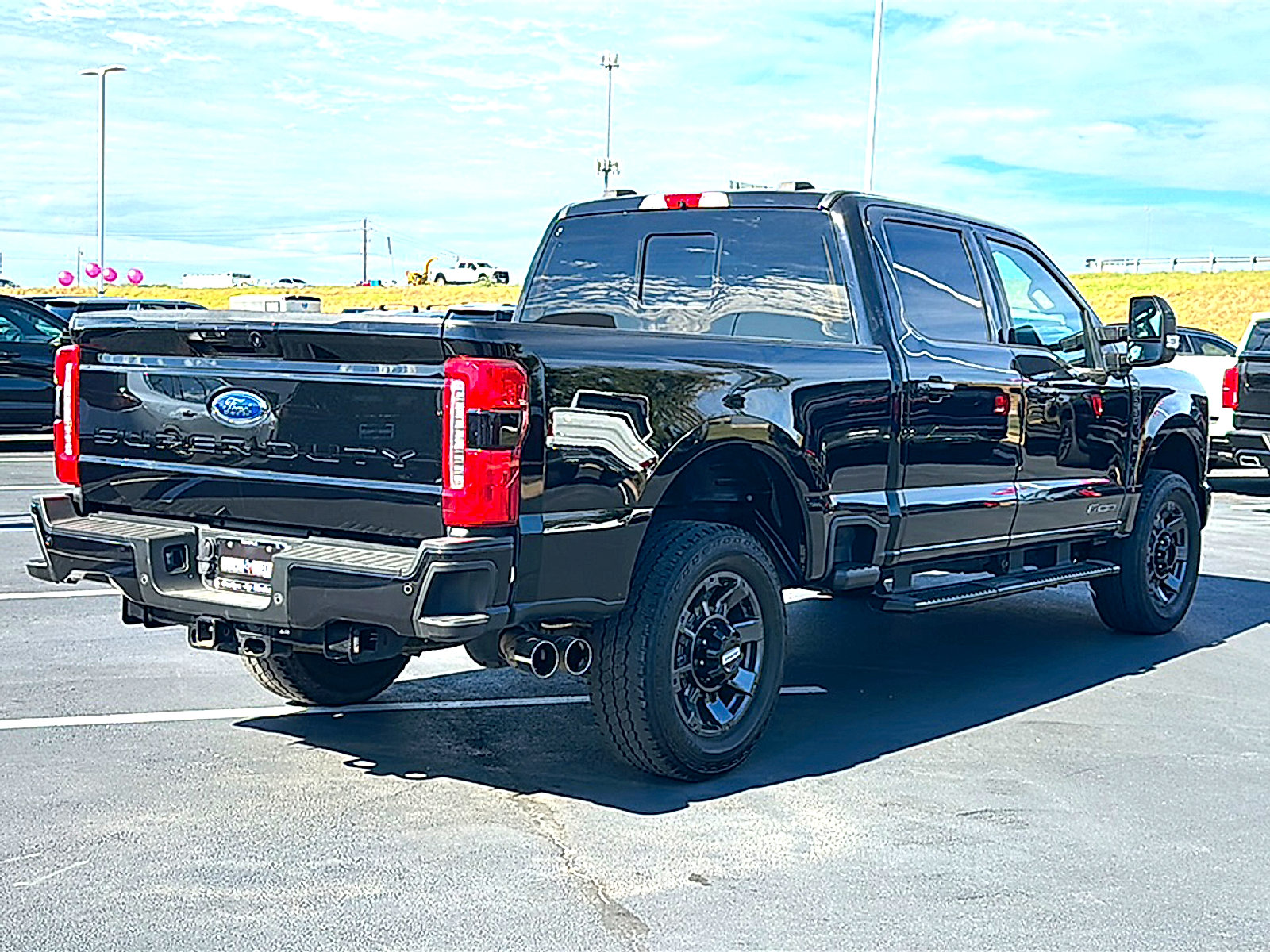 Used 2023 Ford F250 Lariat w/ Sport Appearance Package AWD/4WD image 8