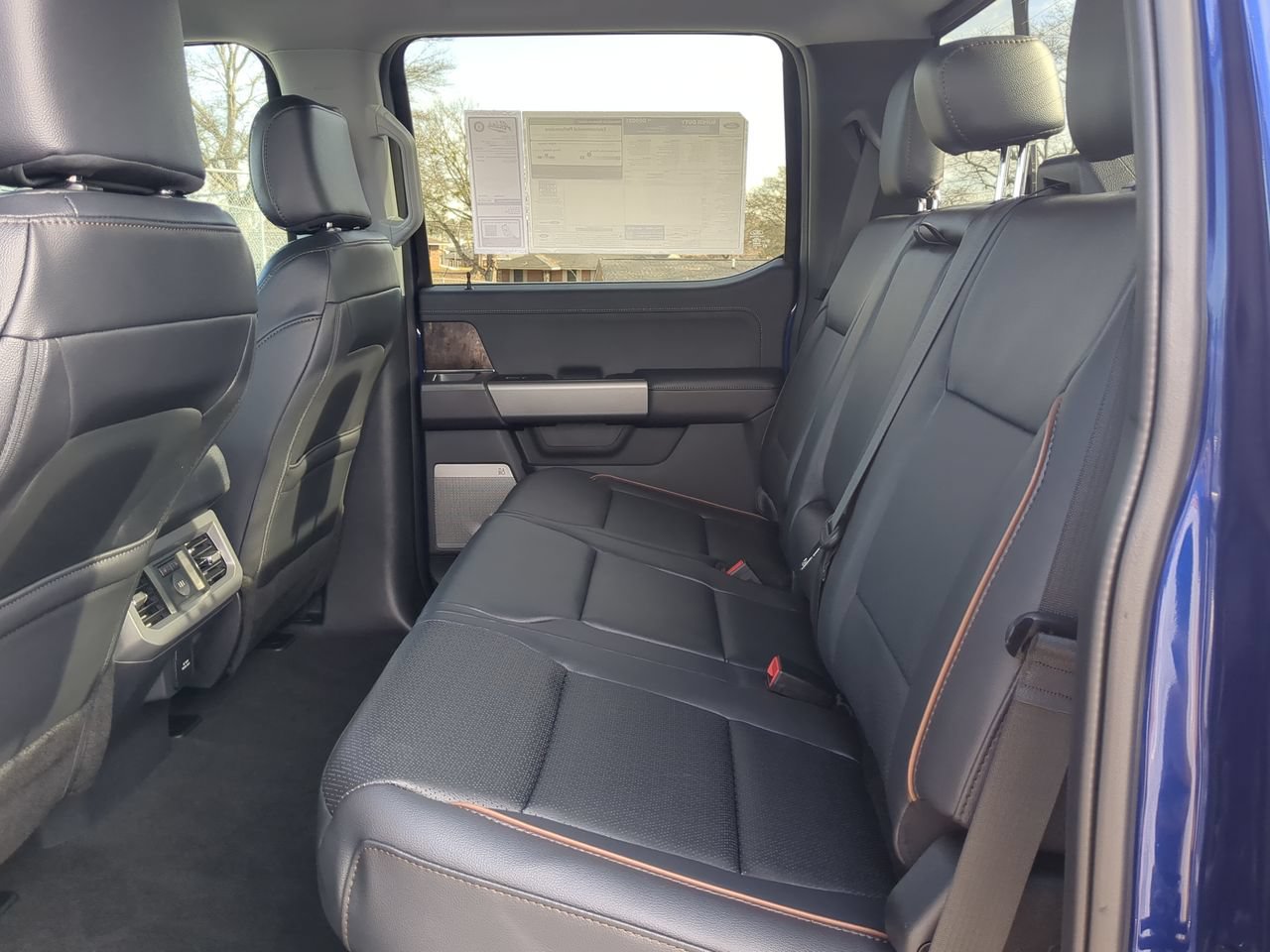 Used 2026 Ford F250 Lariat w/ Lariat Premium Package AWD/4WD image 12