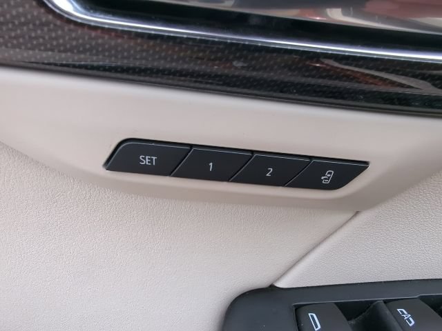 Used 2022 Buick Envision Essence w/ Technology Package I FWD image 14