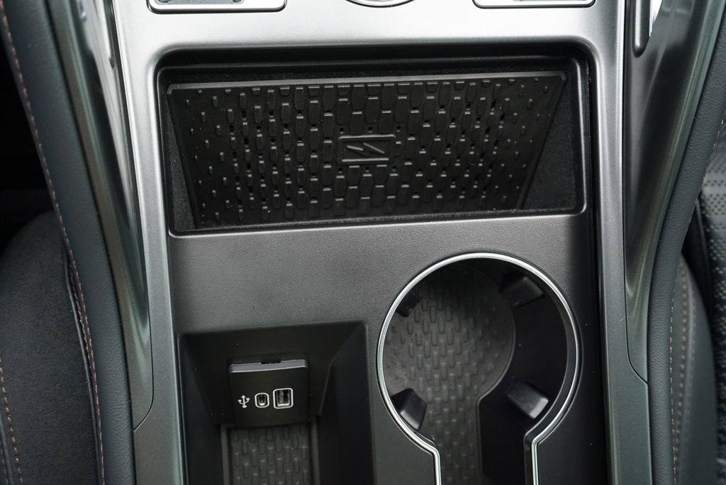 Certified 2025 Lincoln Nautilus Reserve AWD/4WD image 18