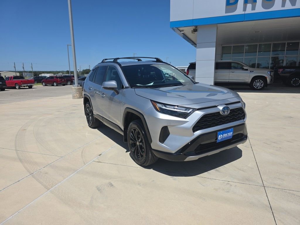 Certified 2024 Toyota RAV4 SE image 3