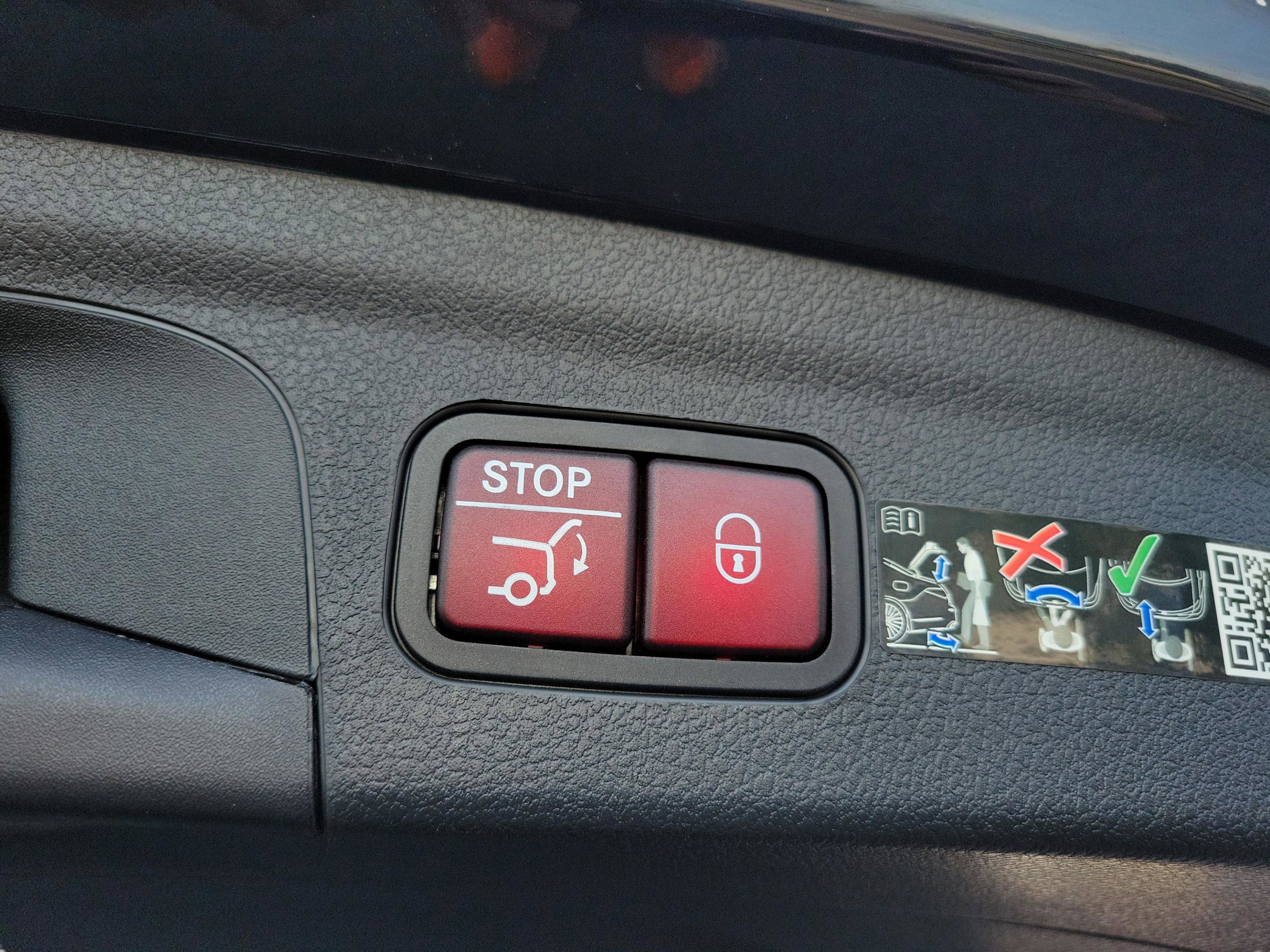 Certified 2026 Mercedes-Benz GLE 350 4MATIC image 32