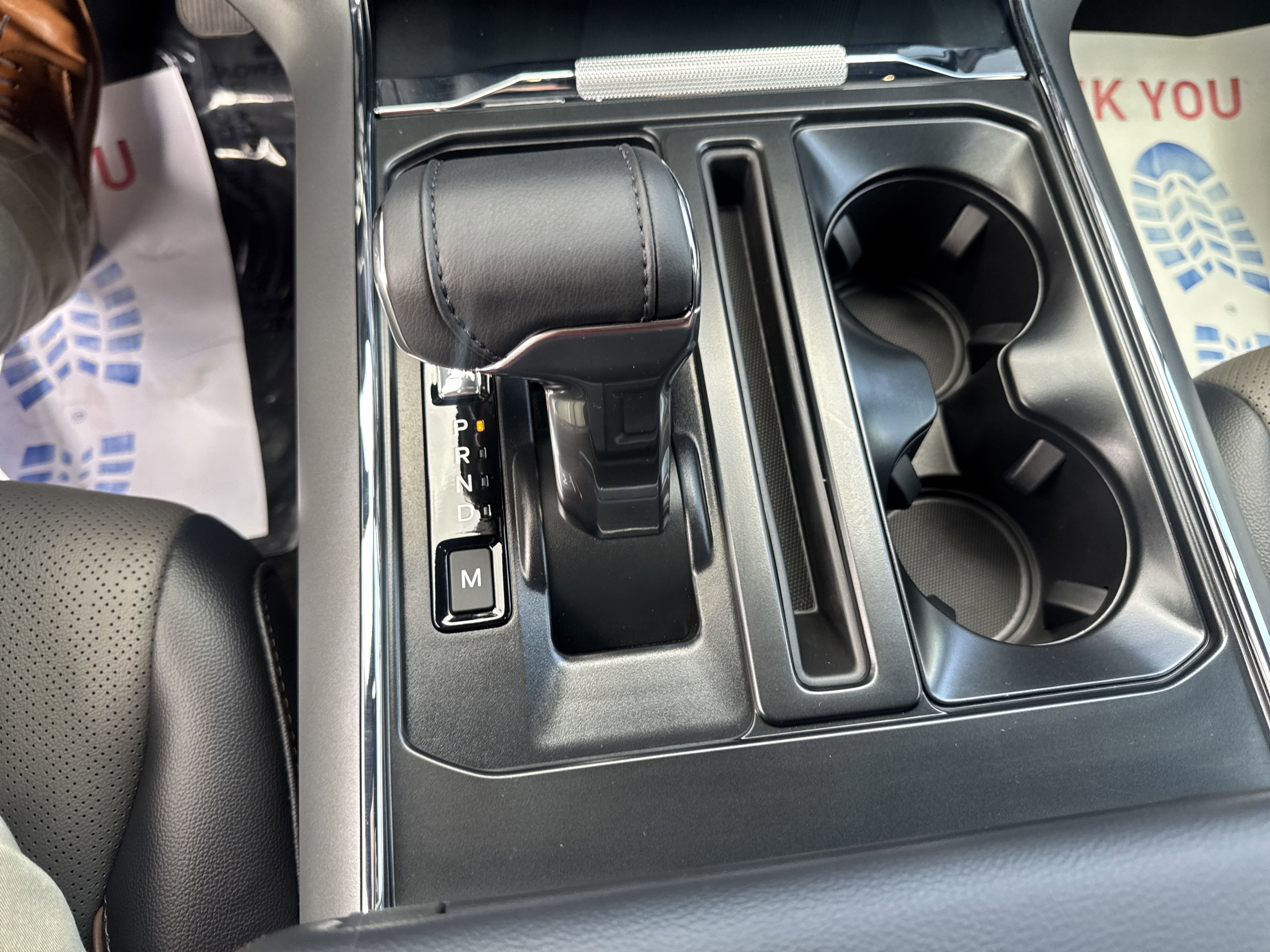 New 2025 Ford F150 Lariat w/ Equipment Group 502A High image 26