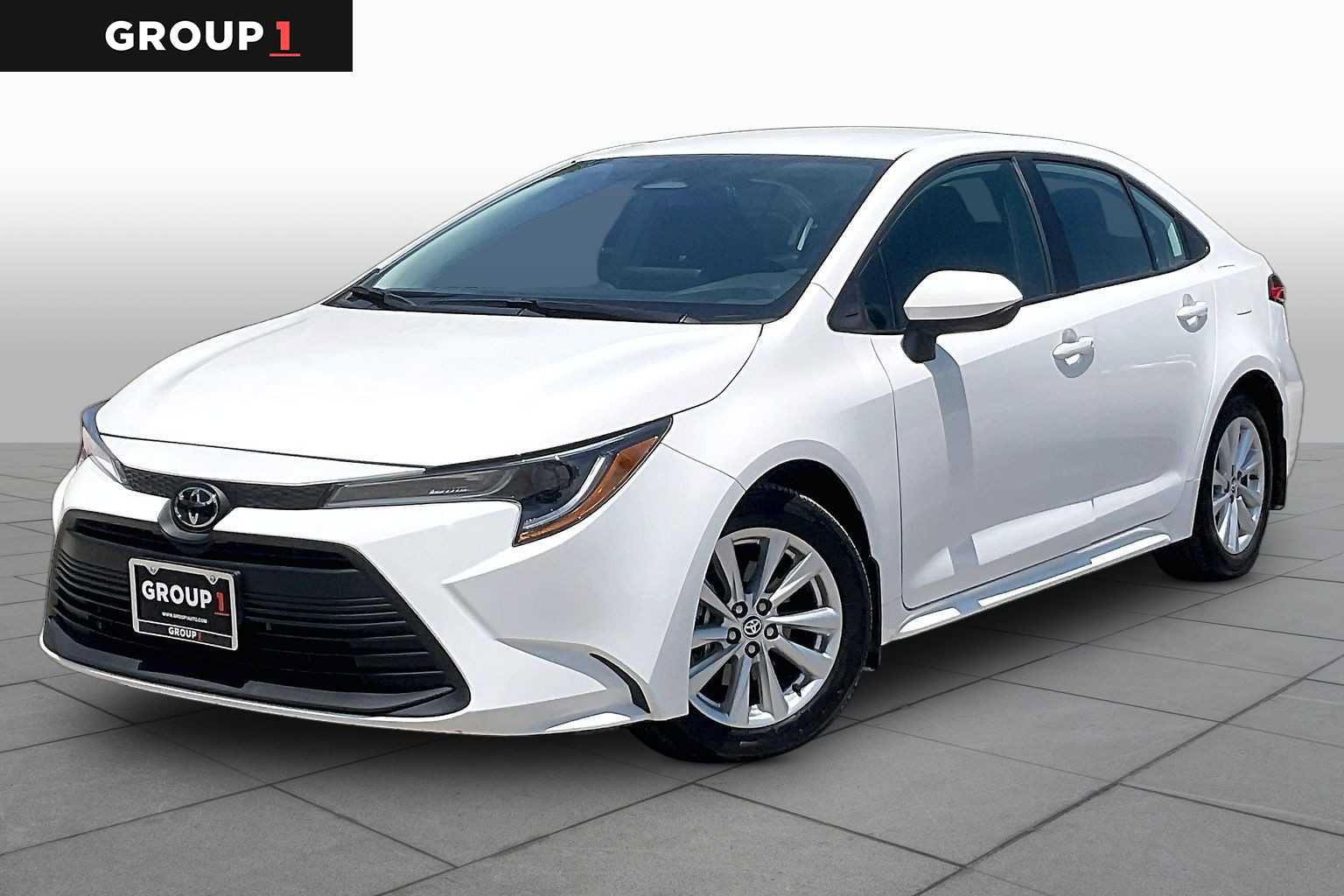 Used 2025 Toyota Corolla LE w/ LE Premium Package