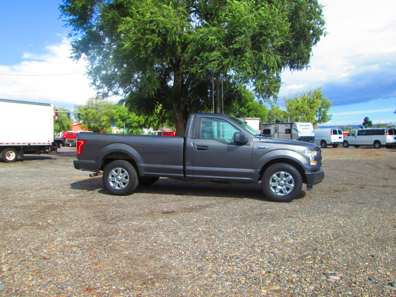 Used 2016 Ford F150 XL w/ Equipment Group 101A Mid image 2