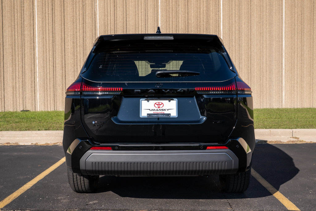 New 2026 Toyota RAV4 XSE w/ Panoramic Sun Roof Package AWD/4WD image 8