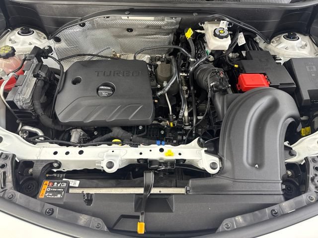 Used 2022 Buick Encore GX Preferred w/ Cold Weather Comfort Package AWD/4WD image 17