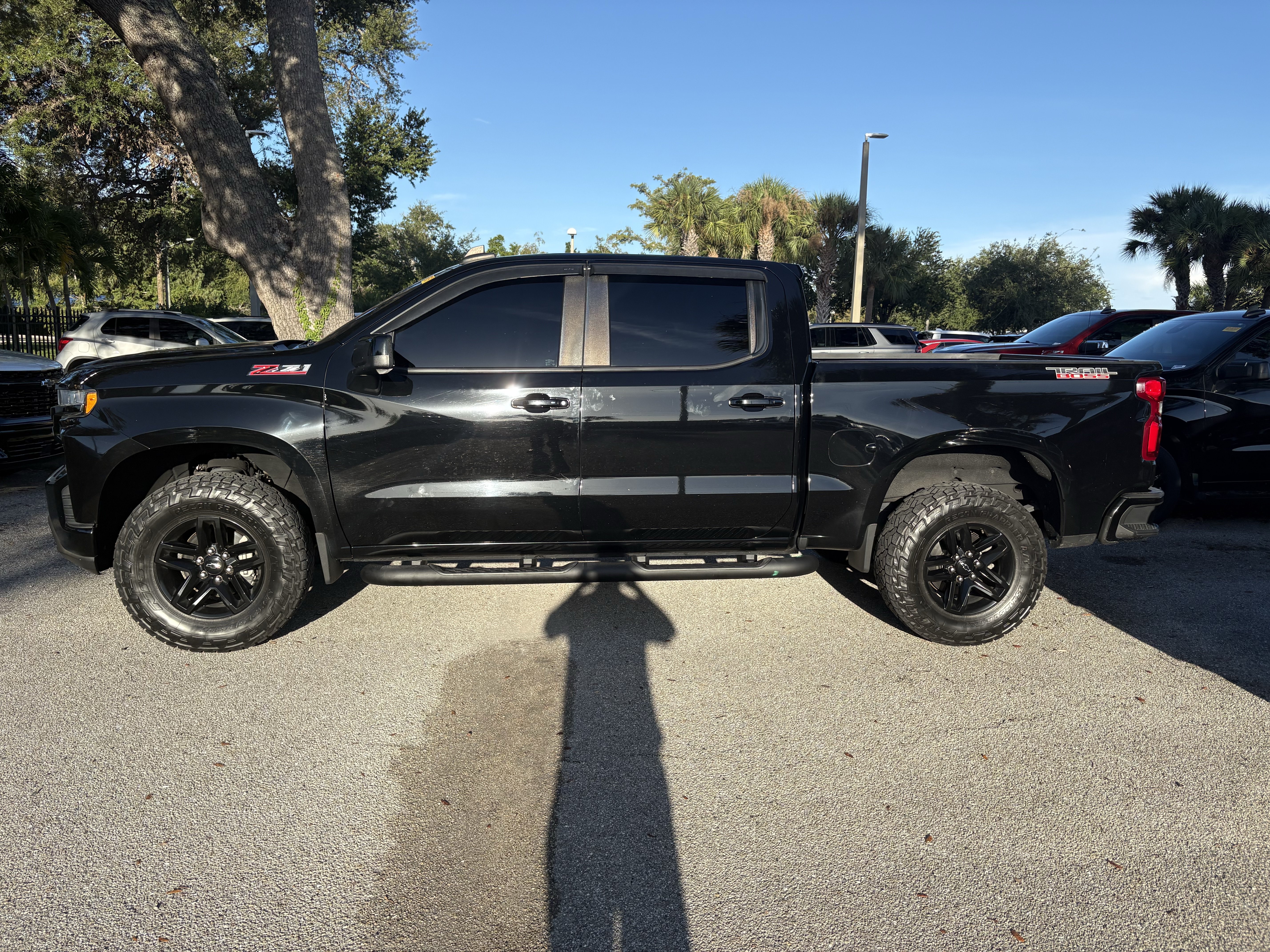 Used 2021 Chevrolet Silverado 1500 LT Trail Boss w/ Bed Protection Package AWD/4WD image 4