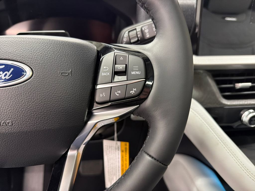 New 2026 Ford Explorer Platinum image 21